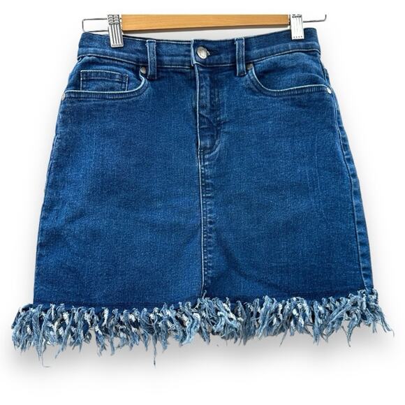 Venus Dark Wash Raw‎ Fringe Hem High Waist A-Line Denim Mini Skirt Size 4 - Picture 1 of 6